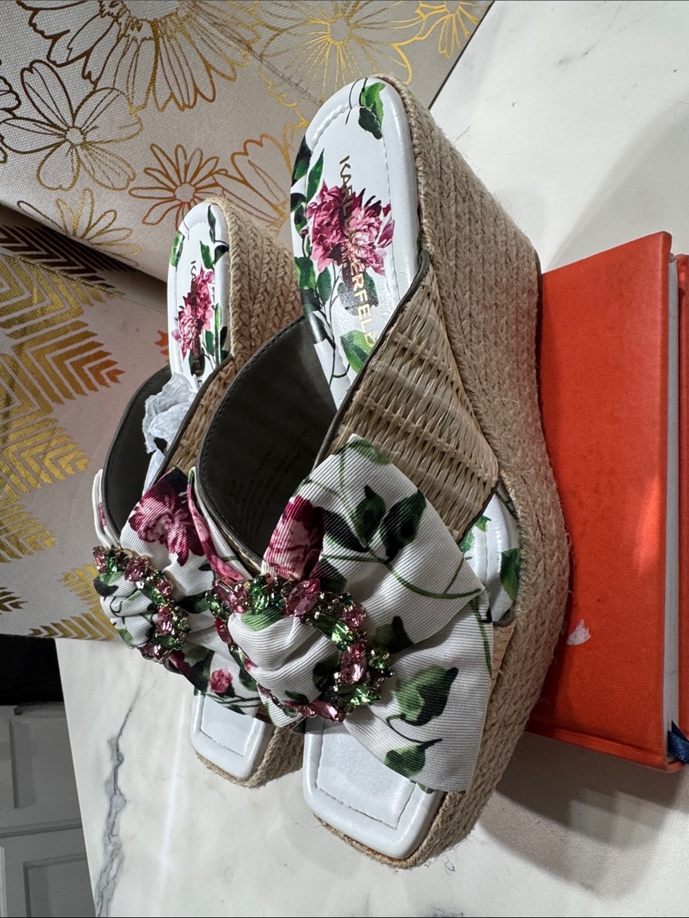 Karl Lagerfeld Floral Bow Wedge Sandals in White and Pink Womens 8.5